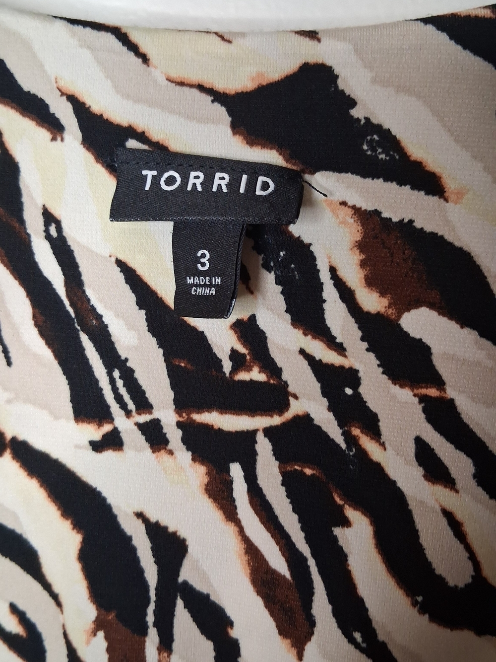 Torrid Watercolor Zebra Cutout Maxi Dress Size 3 3X - Picture 6 of 8